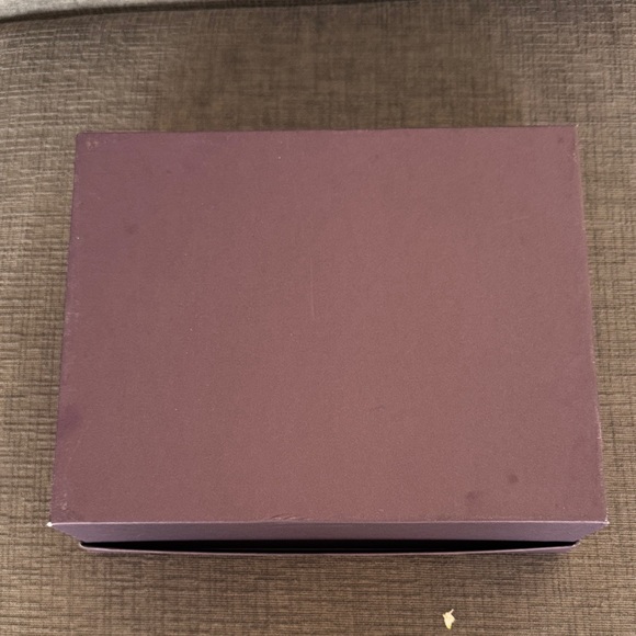 LUVME 18” dark brown wig with original box and accessories - Picture 2 of 16